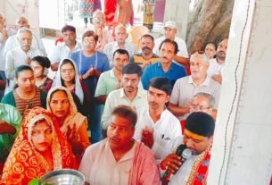कार्यक्रम में उपस्थित श्री गंगा सेवा समिति के पदाधिकारीगण