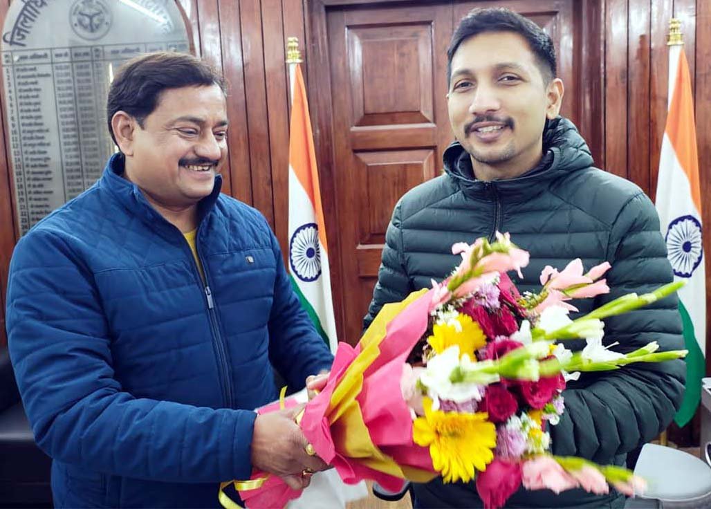 समाजसेवियों ने विशाख जी. को लखनऊ के डीएम बनने पर दी शुभकामनाएं